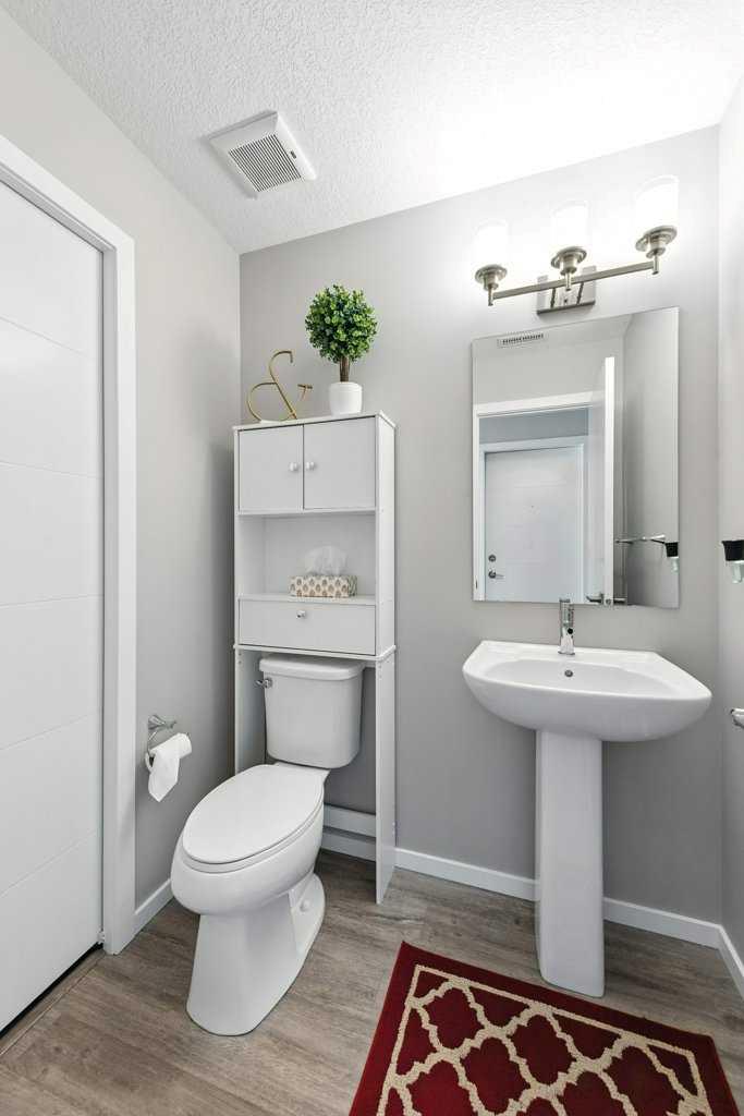 120 Redstone Walk NE 201