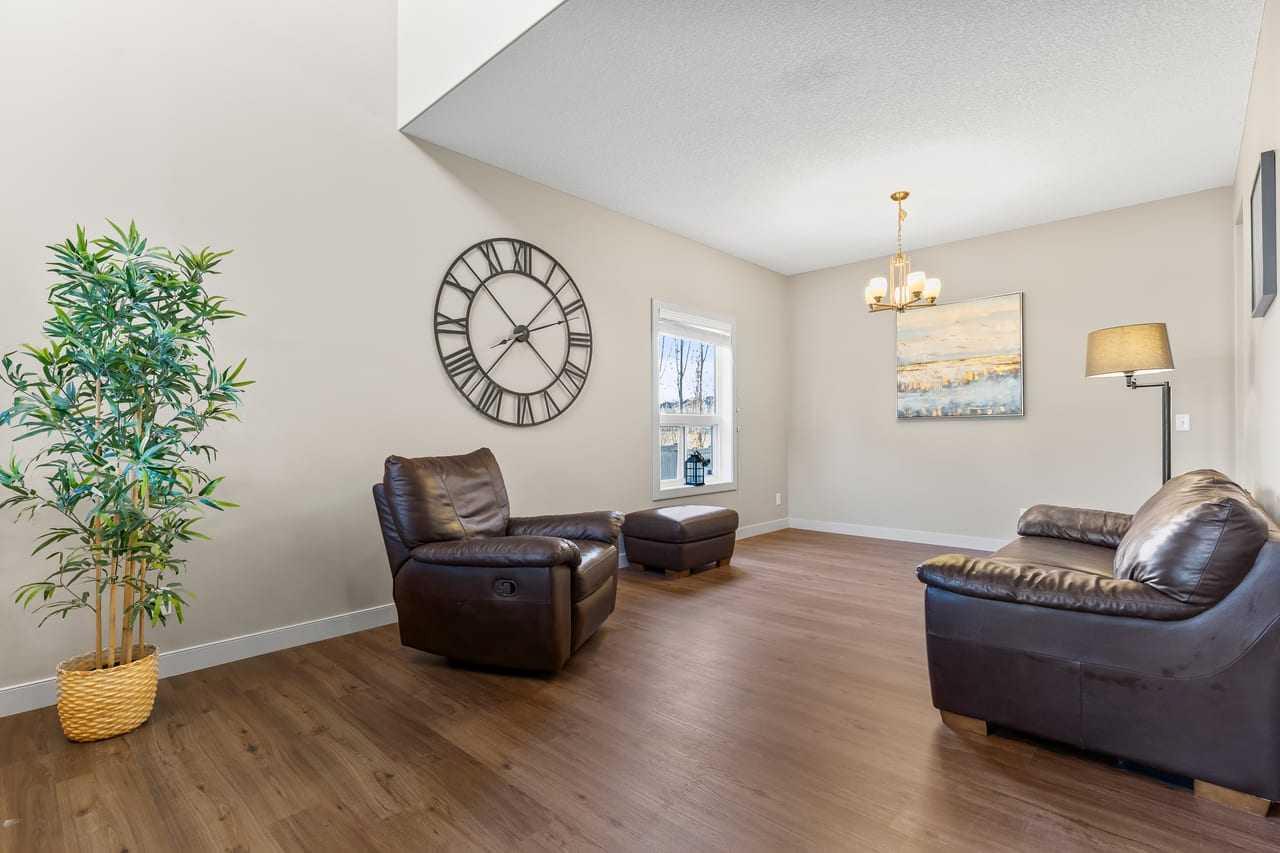 38 Everhollow Green SW