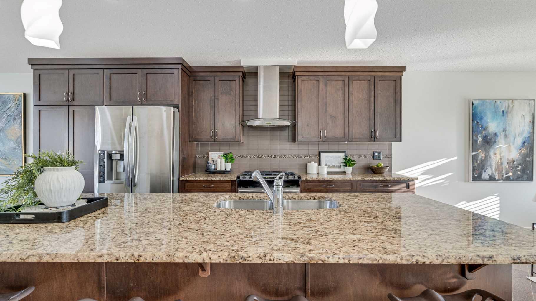 389 Cranberry Circle SE