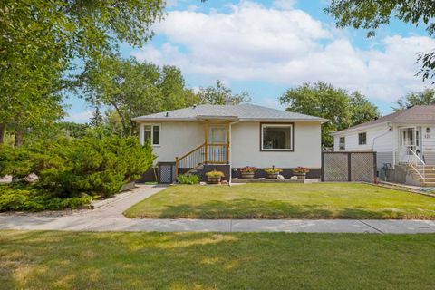 Photo of 931 20 Street S, Lethbridge, AB T1J 3K1 (MLS # A2330845)