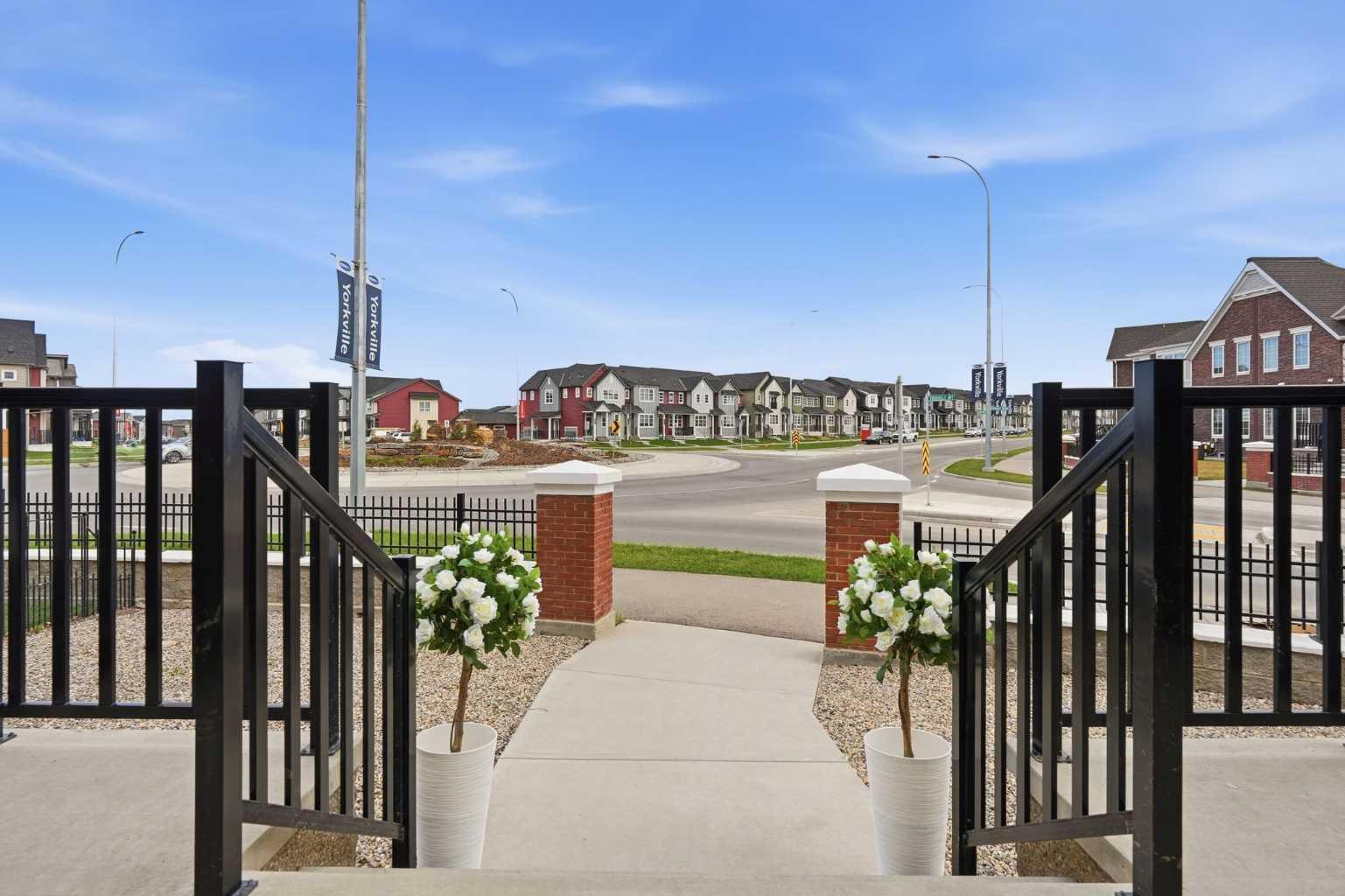 12 Yorkville Avenue SW