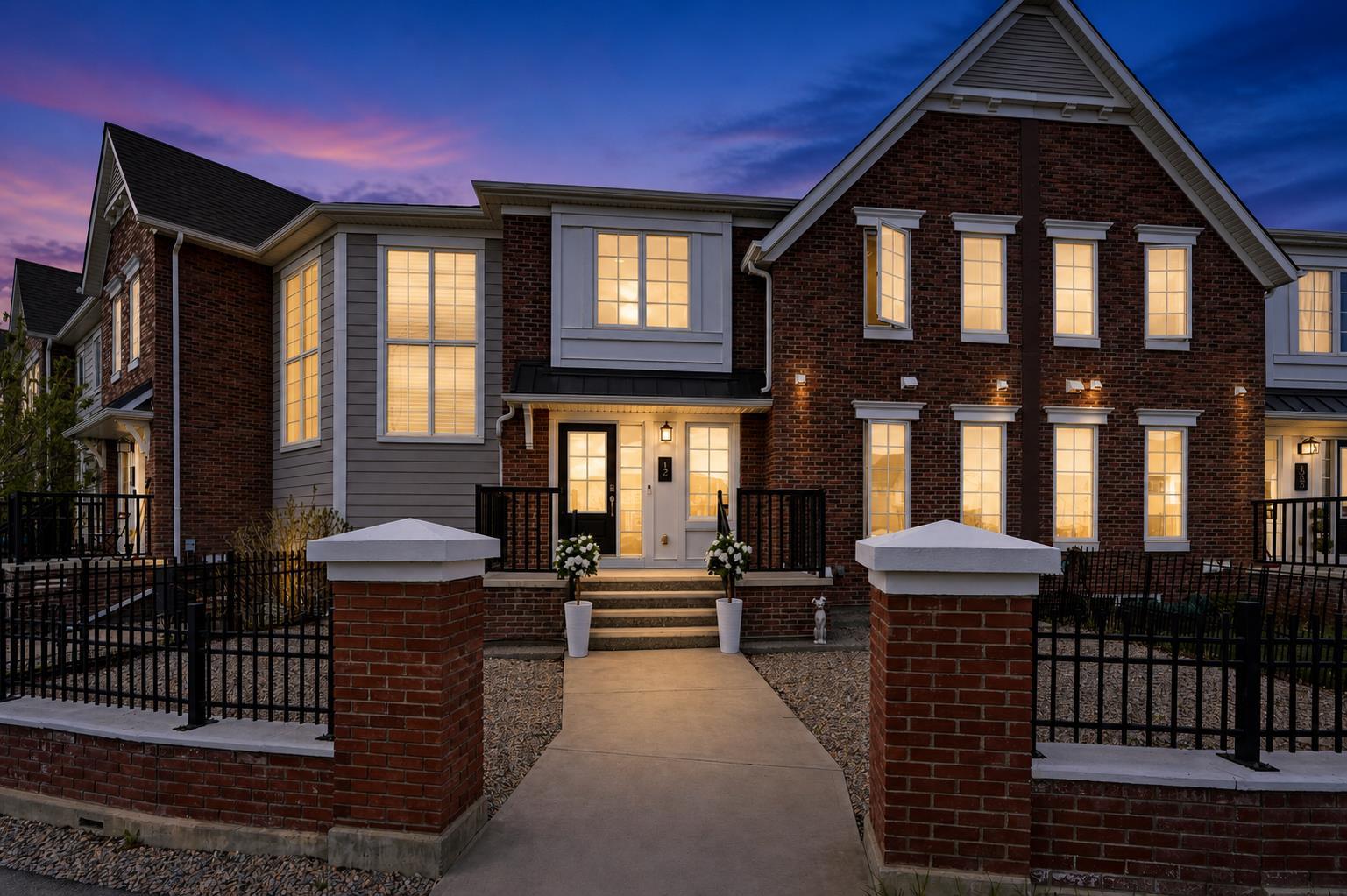 12 Yorkville Avenue SW