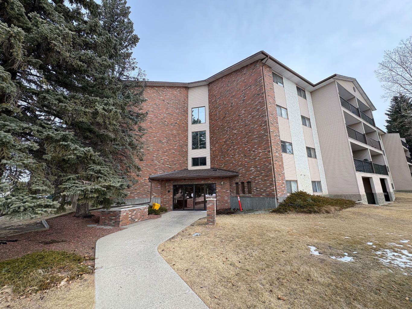 85 Foxbend Crescent N 308