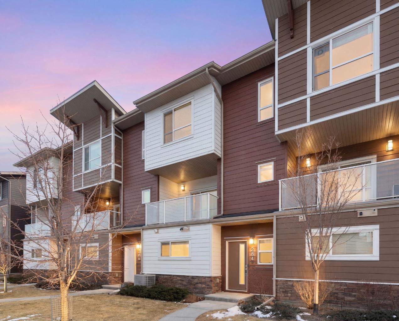 284 Harvest Hills Way NW