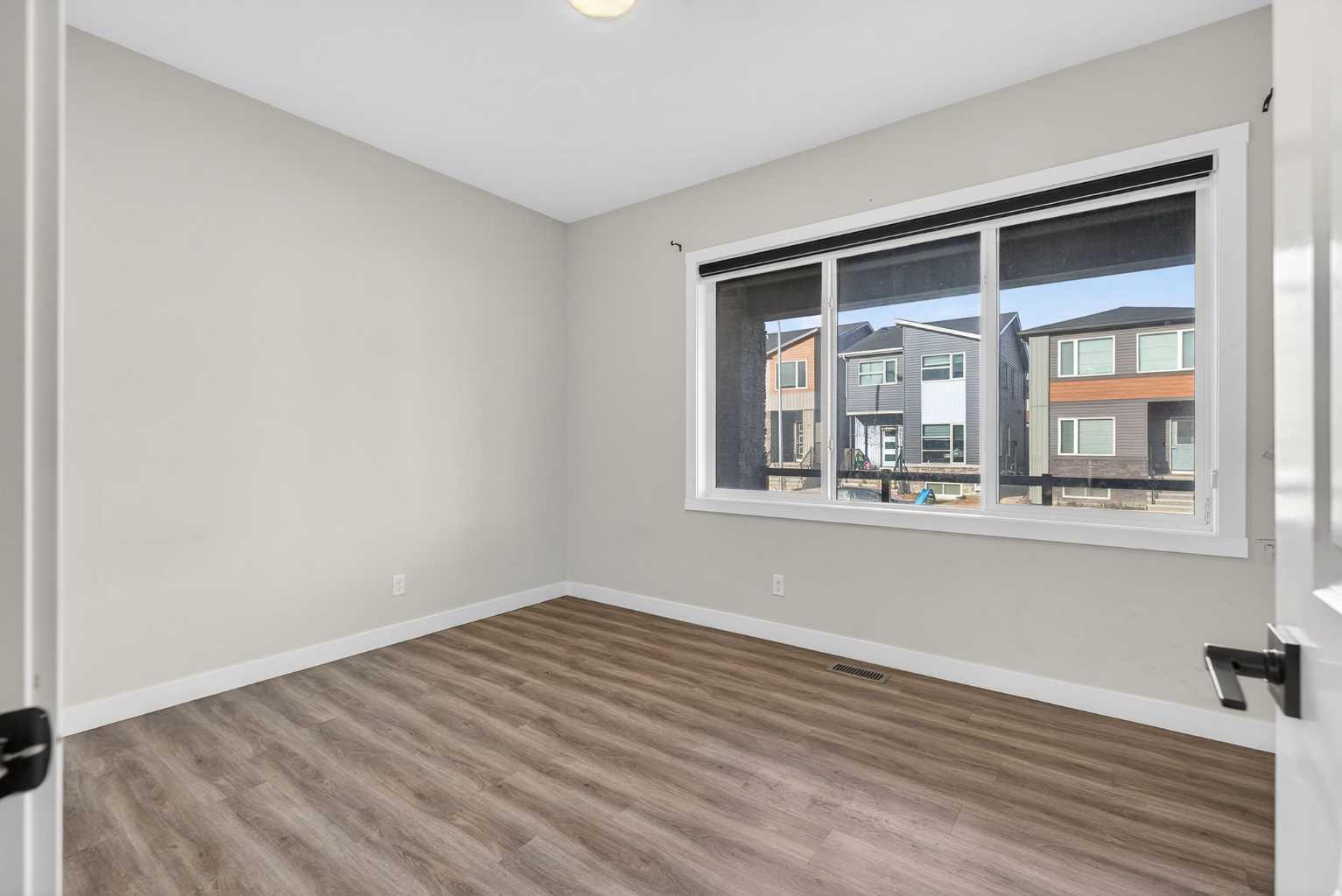 210 Cornerstone Crescent NE