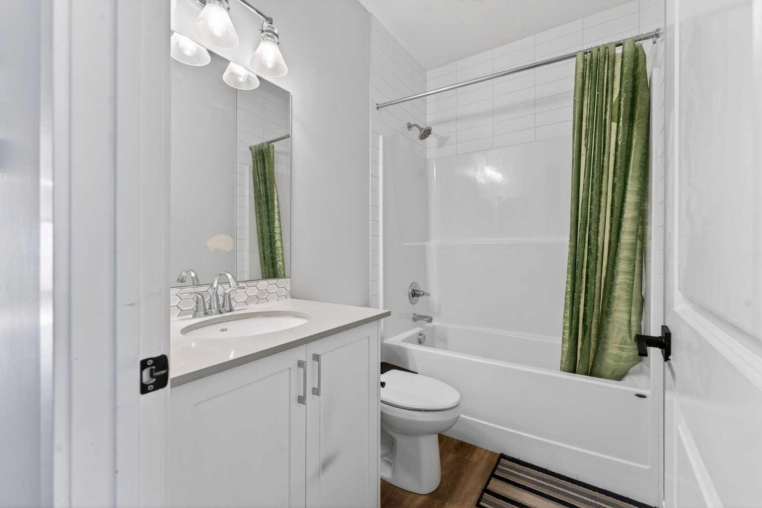 210 Cornerstone Crescent NE