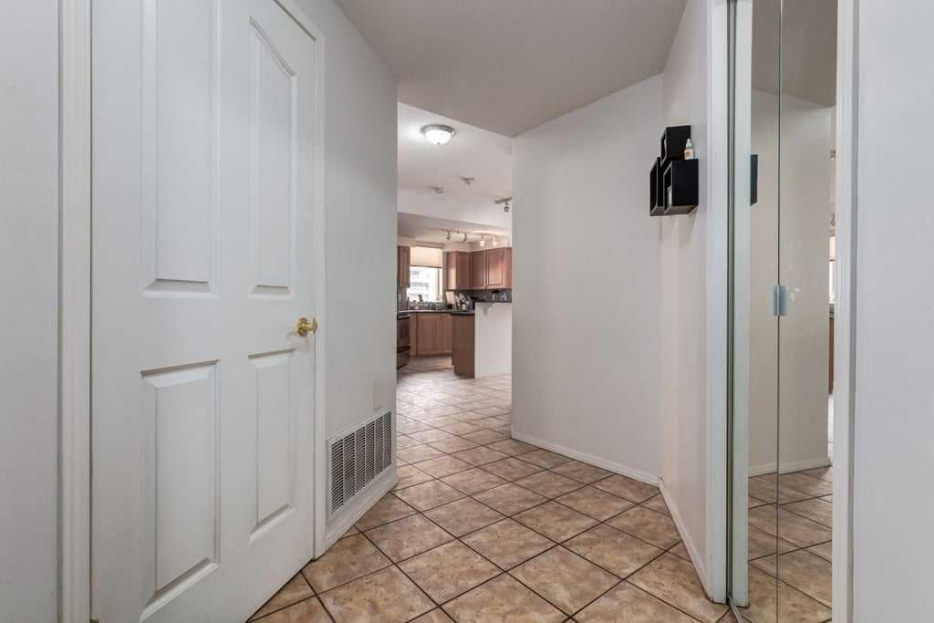 683 10 Street SW 1301