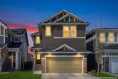 Photo of 72 Redstone Drive NE, Calgary, AB T3N 0N2 (MLS # A2302604)