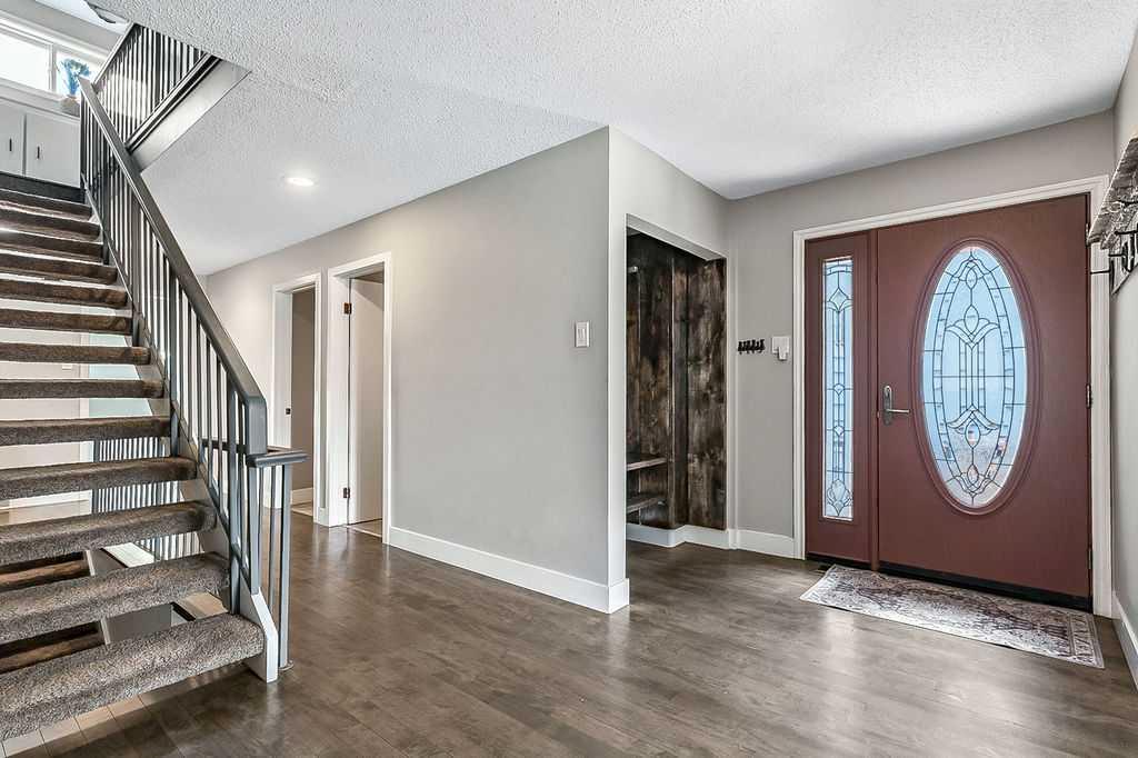 11 Cedarbrook Way SW