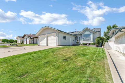 Photo of 78 Rundle Road SE, Medicine Hat, AB T1B 4A3 (MLS # A2332803)