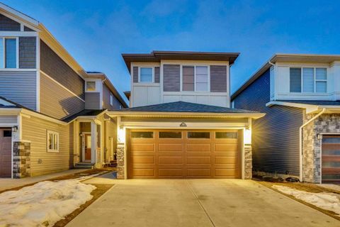 10 Homestead Passage NE Calgary AB T3J 5R8