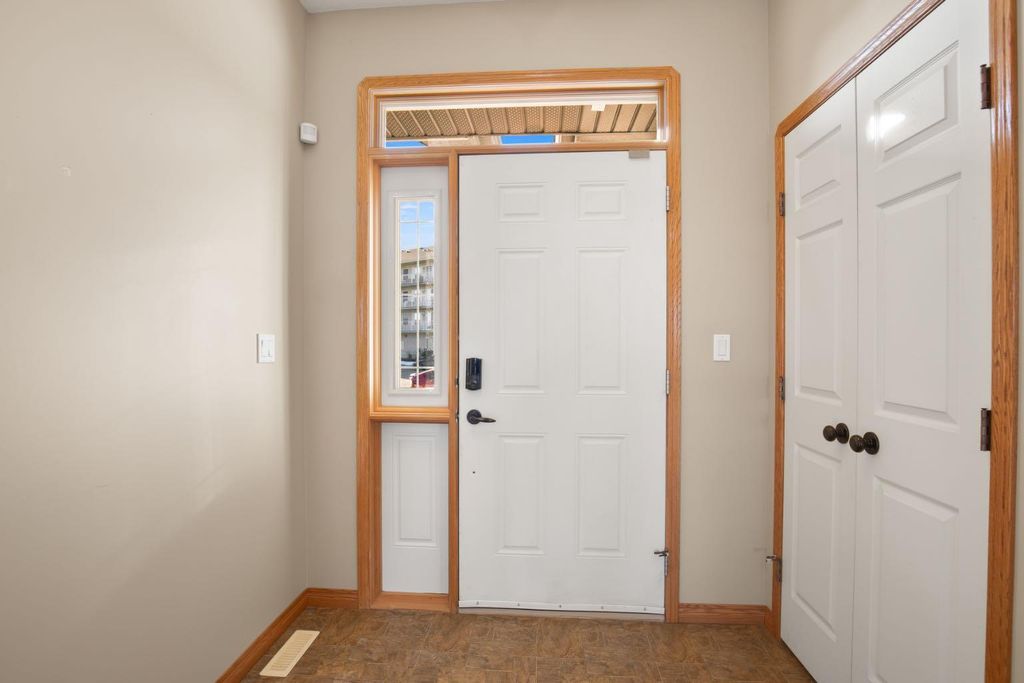 Photo of 4515 45A Street Close, Innisfail, AB T4G 0A3 (MLS # A2286272)