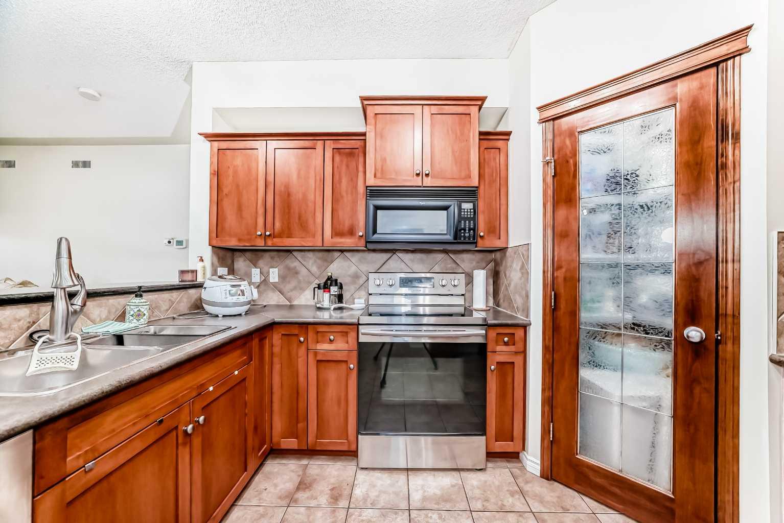 30 Sierra Morena Landing SW 121