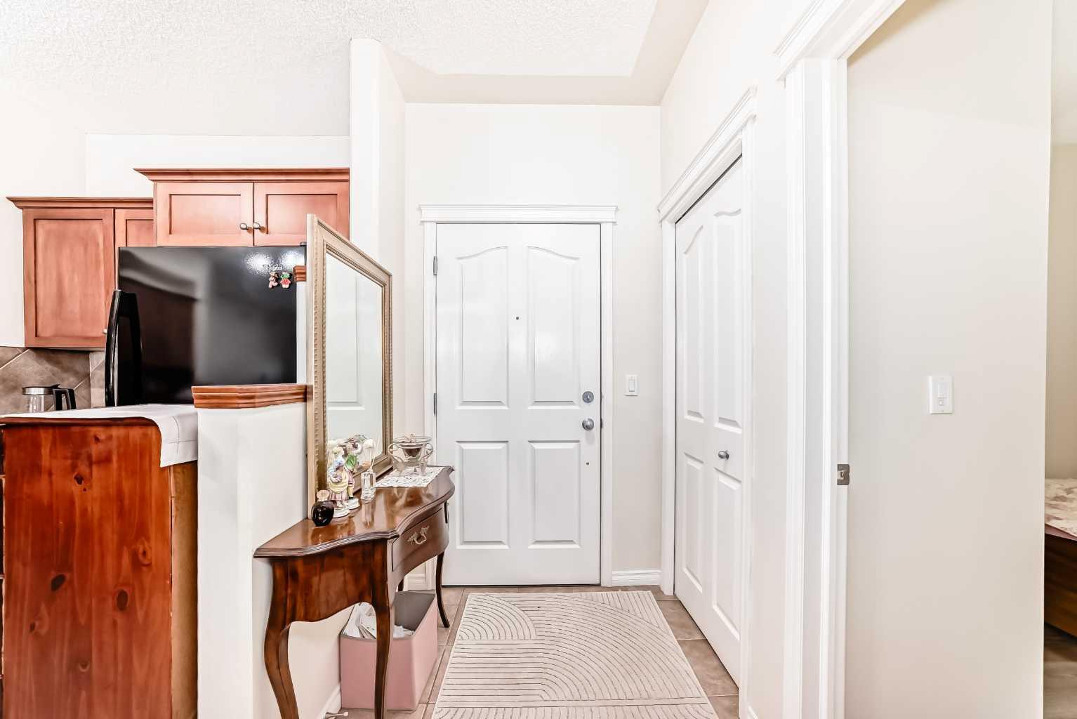 30 Sierra Morena Landing SW 121