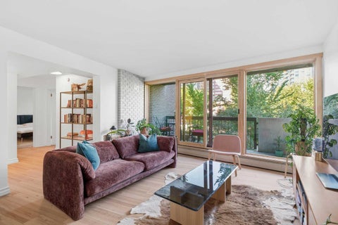 Photo of 323 13 Avenue SW #203, Calgary, AB T2R 0K3 (MLS # A2346658)