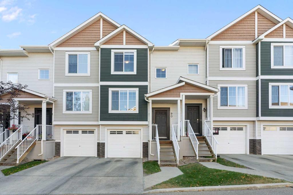 Photo of 90 Pantego Lane NW, Calgary, AB T3K 0T1 (MLS # A2289079)