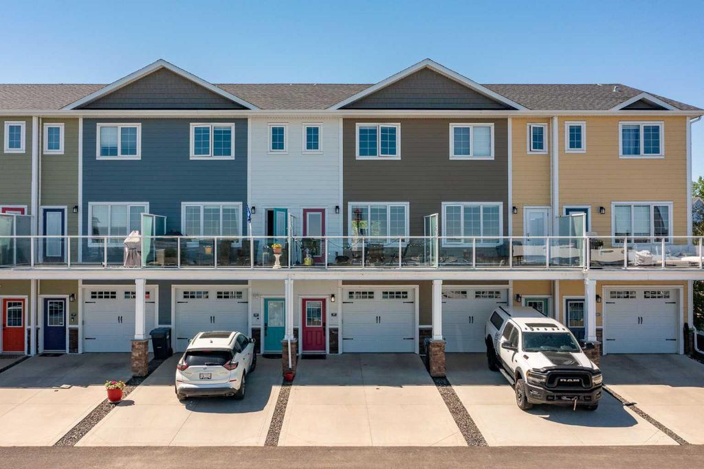 Photo of 5210 Lakeshore Drive #103, Sylvan Lake, AB T4S 0M6 (MLS # A2304360)
