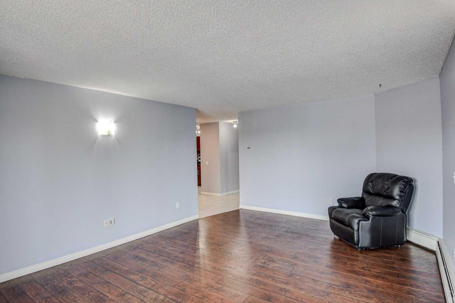 1900 25A Street SW 204