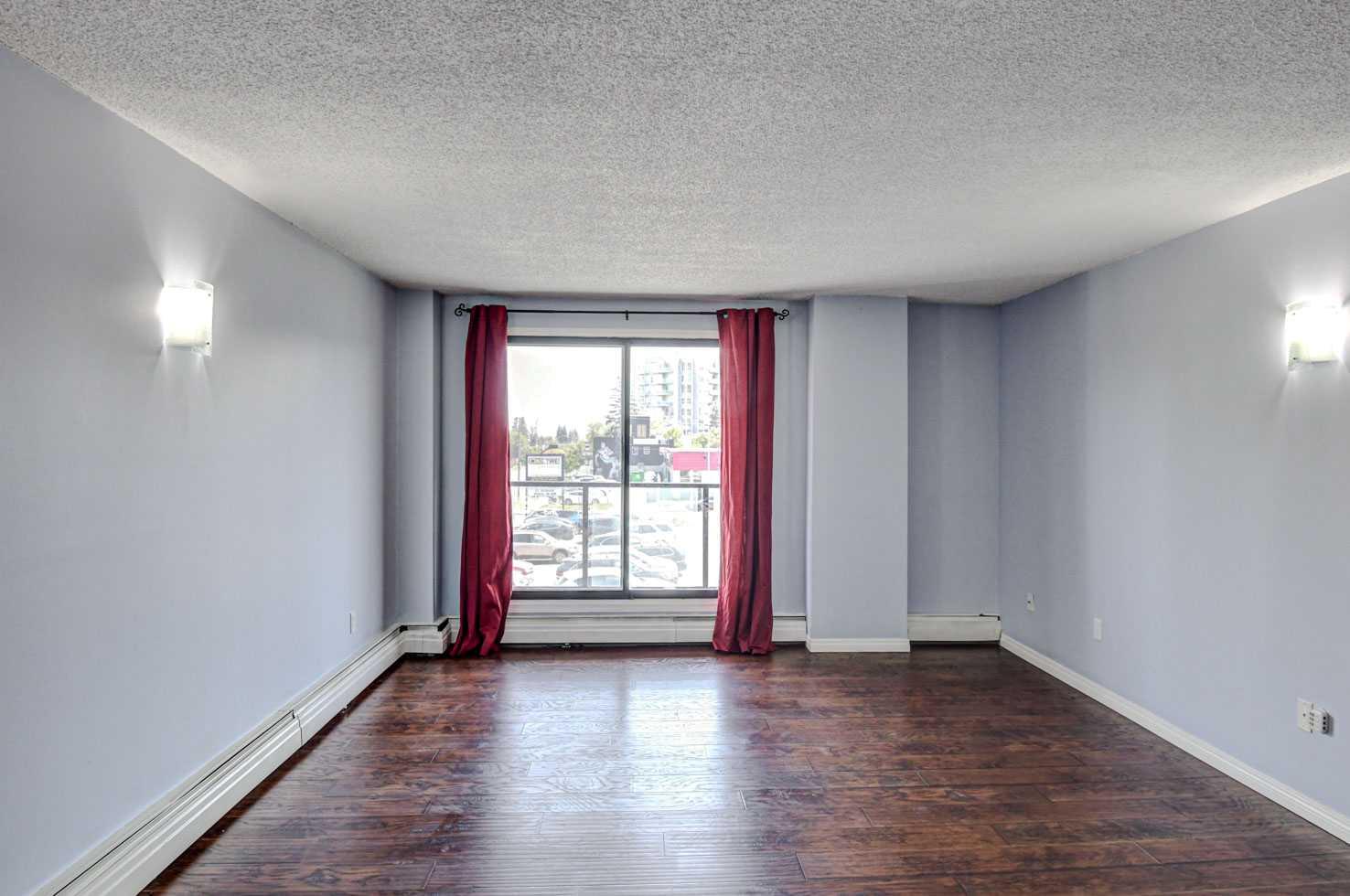 1900 25A Street SW 204