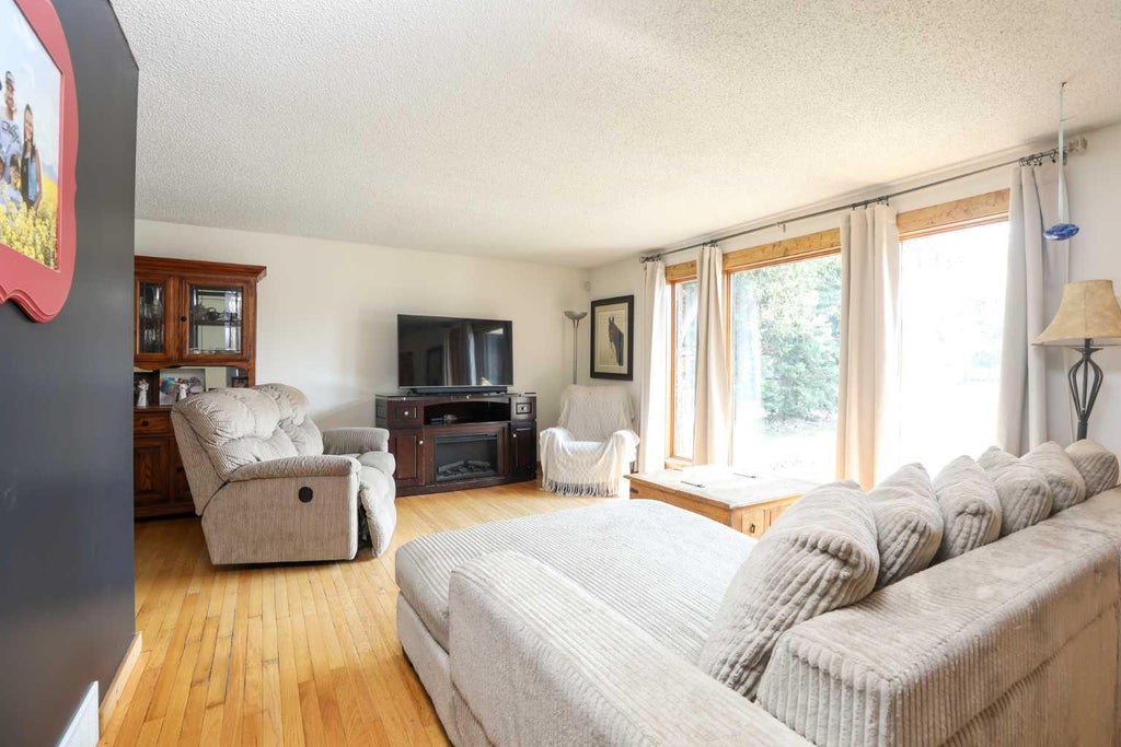 Photo of 473 Pineridge Way, Pincher Creek, AB T0K 1W0 (MLS # A2340130)