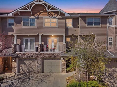 Photo of 302 Inglewood Grove SE, Calgary, AB T2G 4T9 (MLS # A2306167)