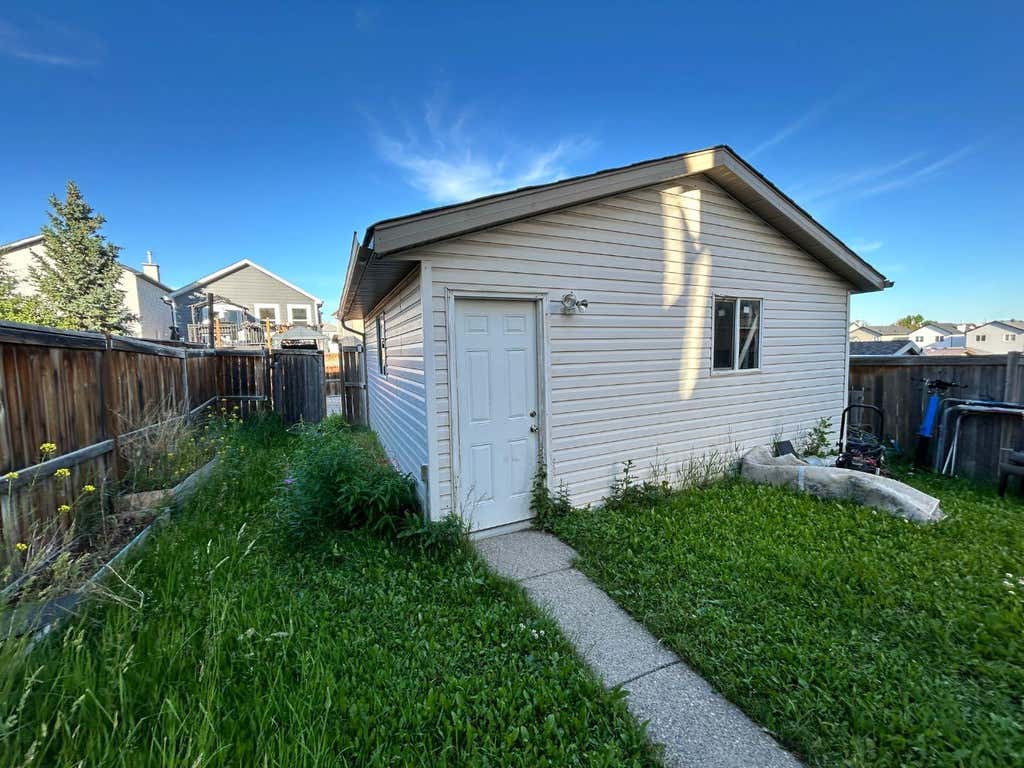 Photo of 86 Covepark Rd Road, Calgary, AB T3K 6B9 (MLS # A2330032)
