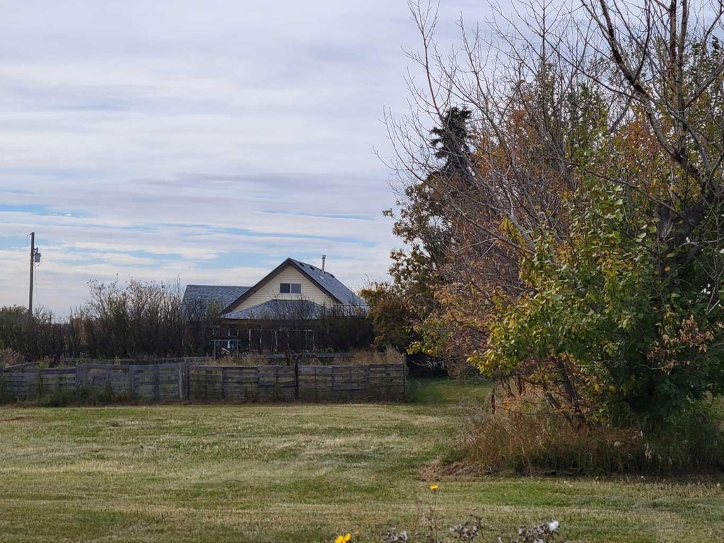 Photo of 38024 182 Range, Rural Stettler No. 6, County of, AB T0C 2L0 (MLS # A2350000)