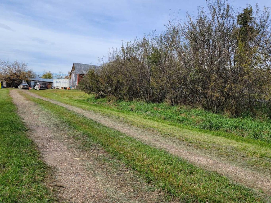 Photo of 38024 182 Range, Rural Stettler No. 6, County of, AB T0C 2L0 (MLS # A2350000)