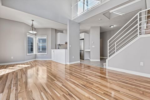 1514 11 Street SW 1207 Calgary AB T2R 1G7