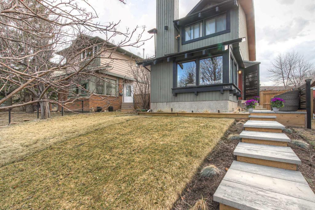 Photo of 1363 Berkley Drive NW, Calgary, AB T3K 1T4 (MLS # A2304460)