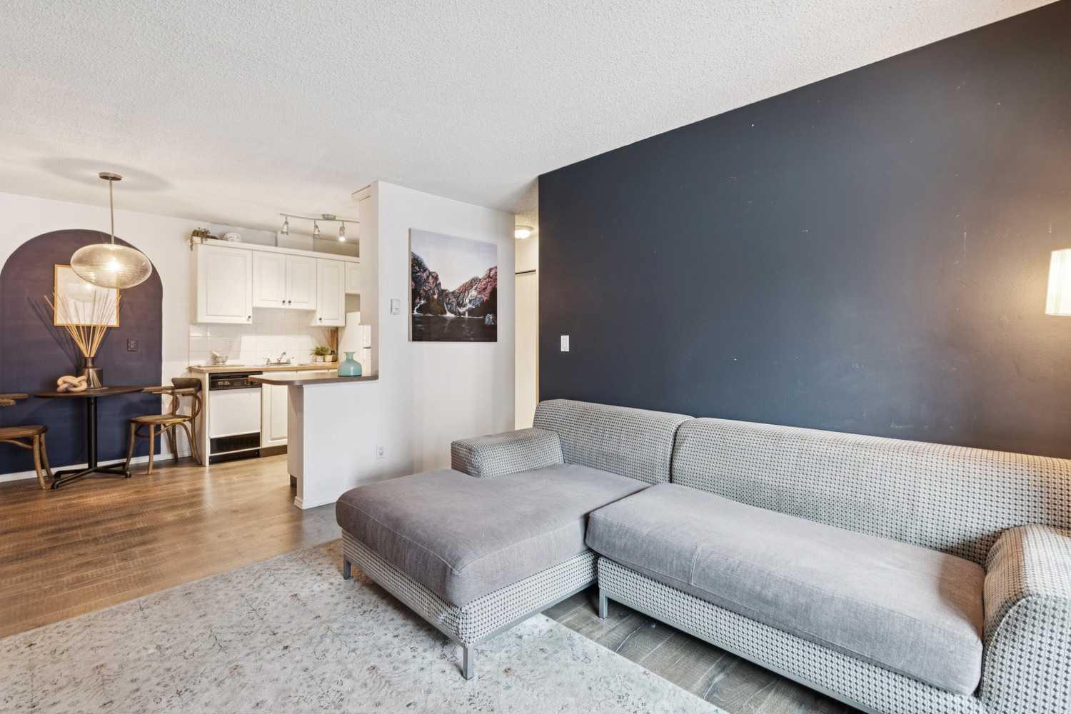 835 19 Avenue SW 106