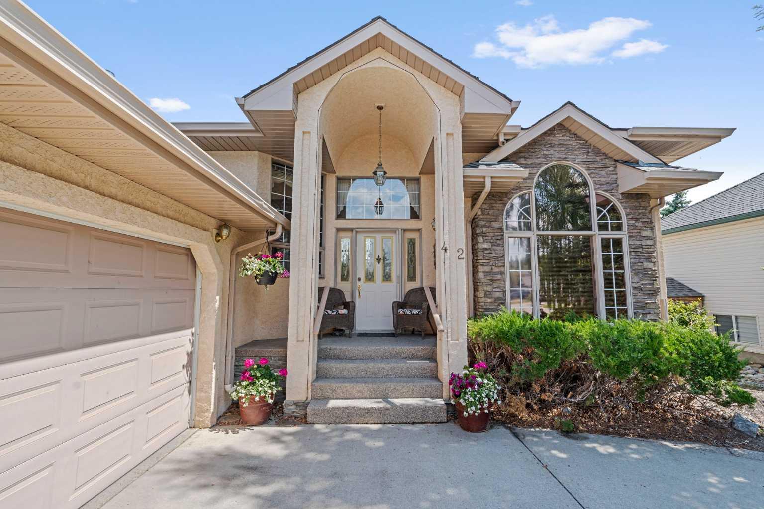 42 Bow Meadows Drive
