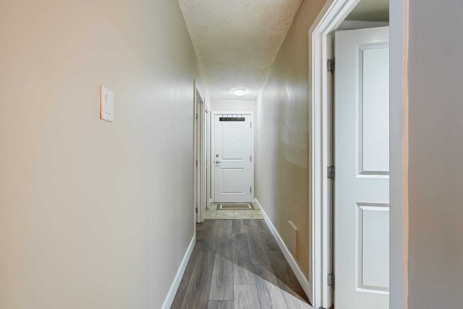 922 19 Avenue SW 101