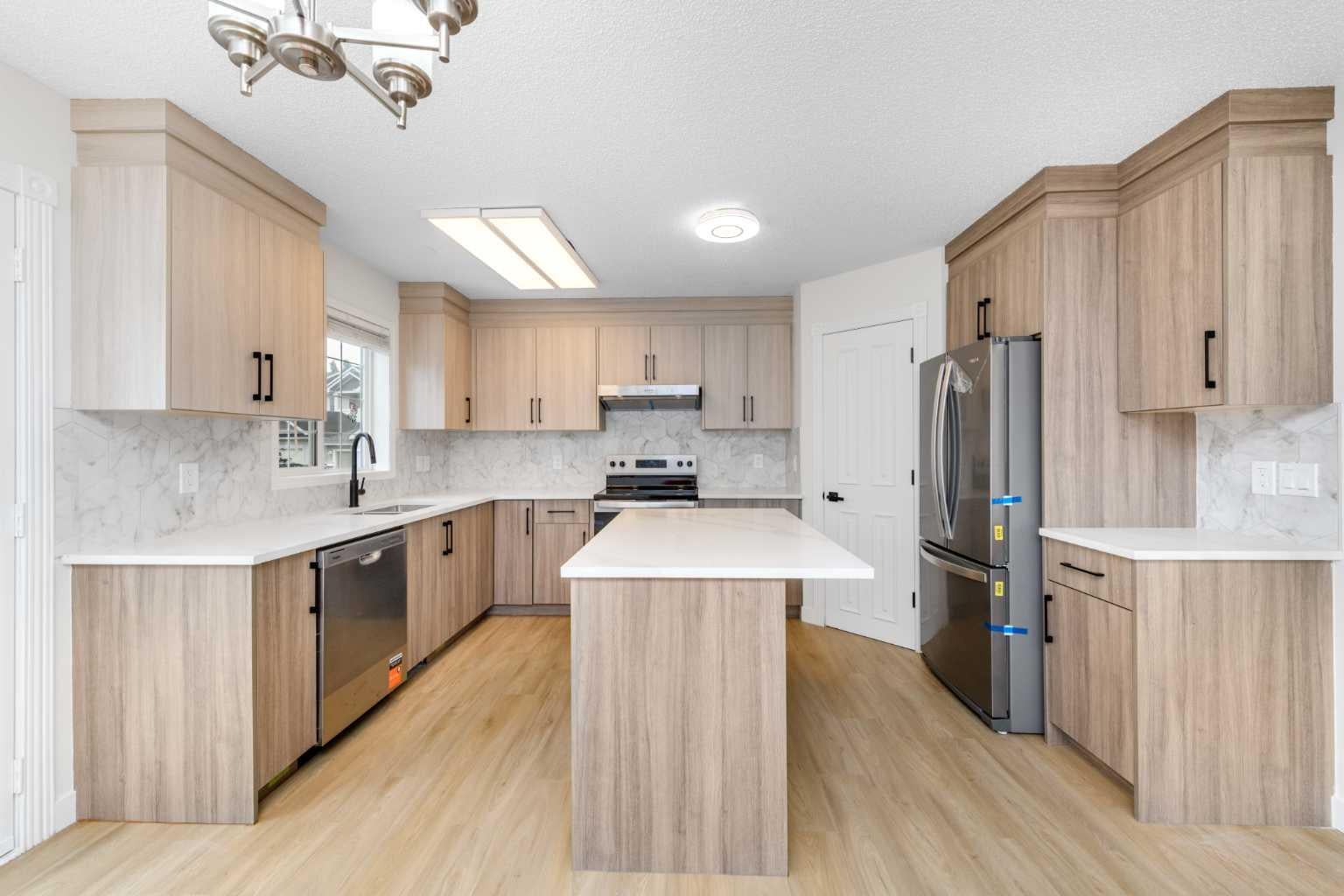 28 Coral Reef Link NE
