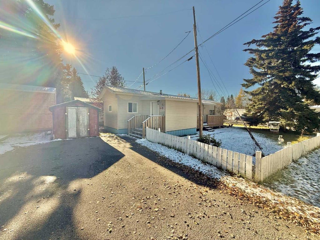 Photo of 726 Carmichael Lane #10, Hinton, AB T7V 1T1 (MLS # A2347196)