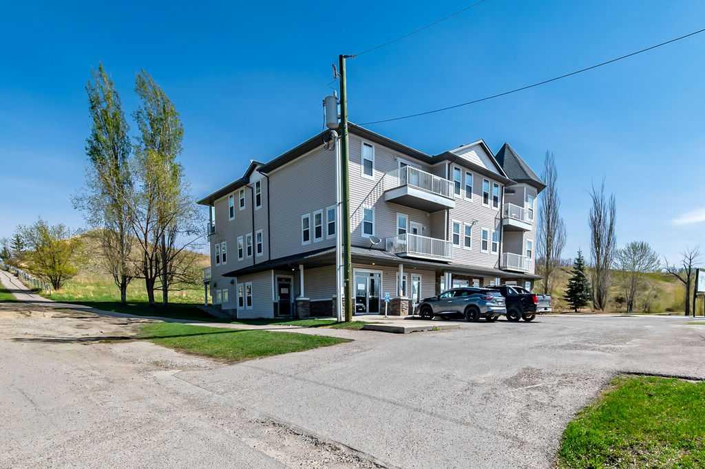 144 Crescent Road 205