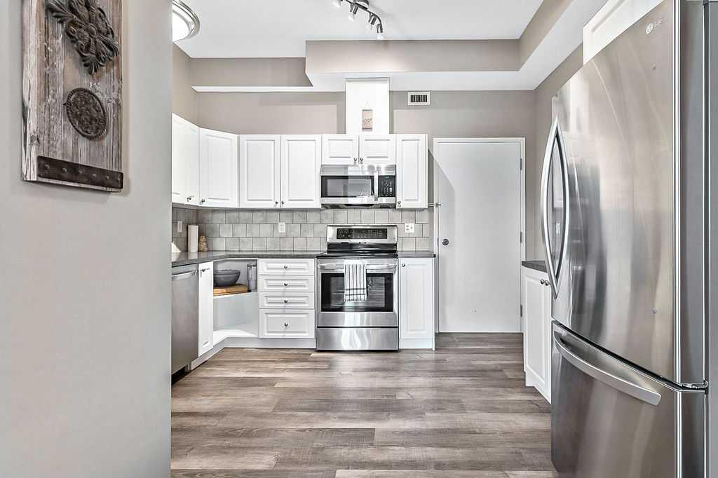 144 Crescent Road 205