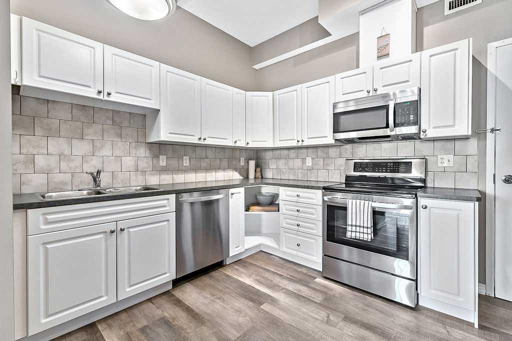144 Crescent Road 205