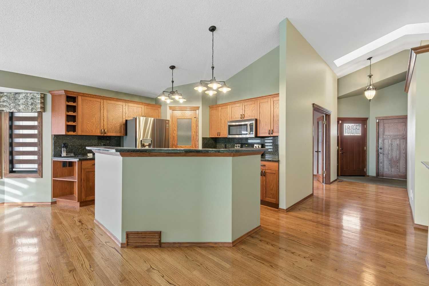 103 LAKESIDE GREENS Court