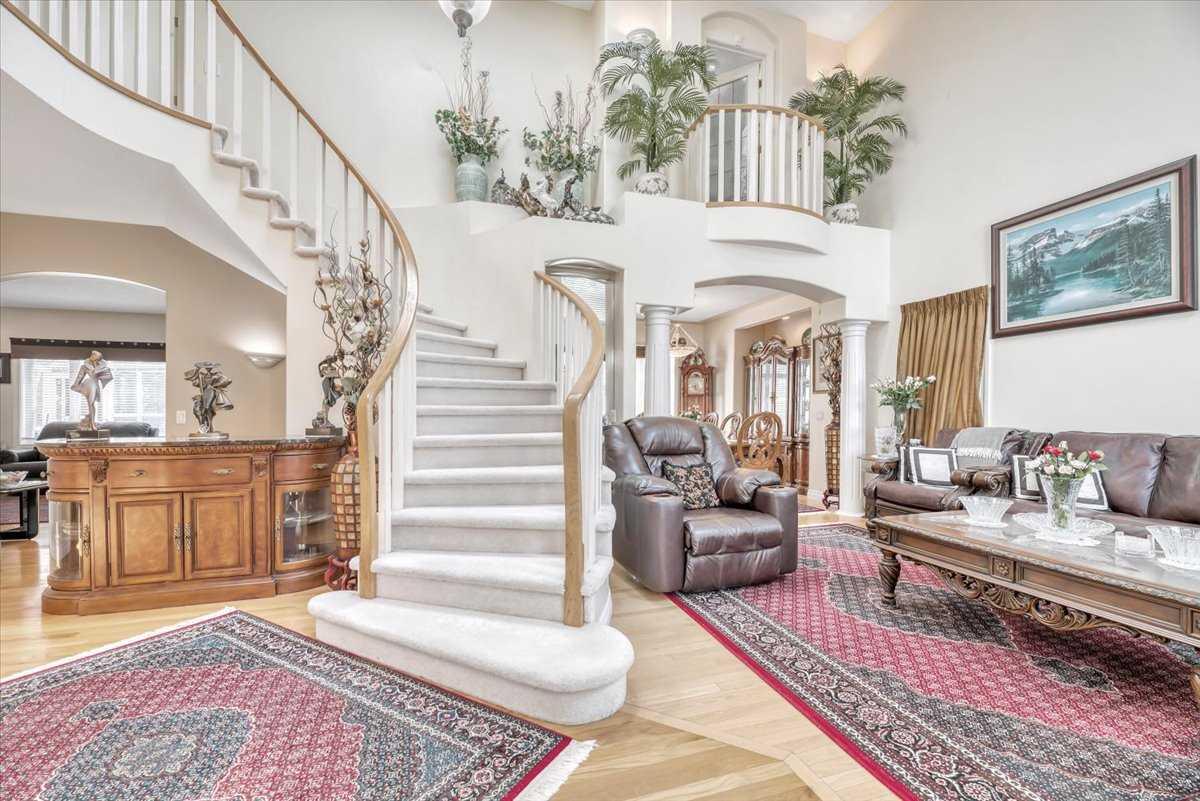 1625 Evergreen Drive SW