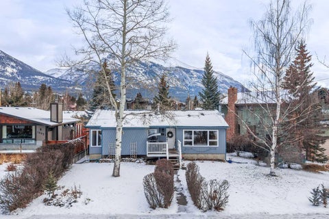 Photo of 1001 9th Avenue, Canmore, AB T1W 1Z5 (MLS # A2308814)