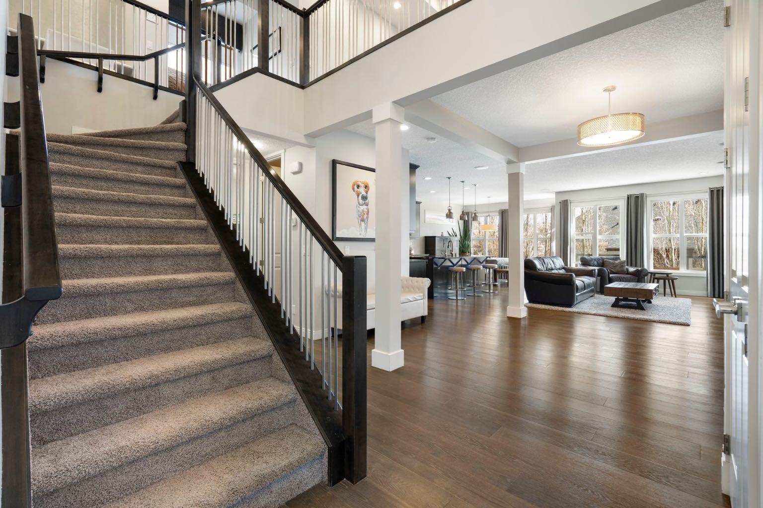 5 Riviera Crescent