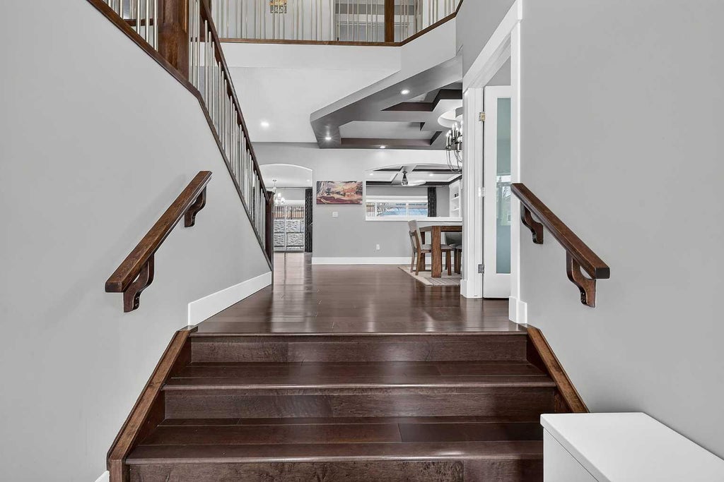 Photo of 36 Rockyvale Green NW, Calgary, AB T3G 0E3 (MLS # A2340727)