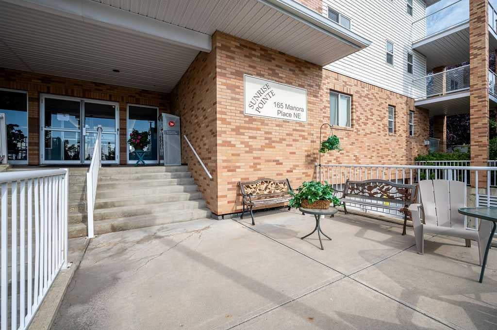 165 Manora Place NE 439