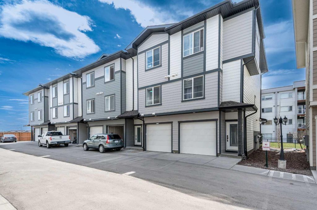 Photo of 95 Skyview Close NE #904, Calgary, AB T3N 1X2 (MLS # A2311422)