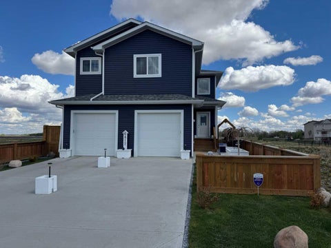 Photo of 6812 50 Avenue, Camrose, AB T4V 5G1 (MLS # A2310750)