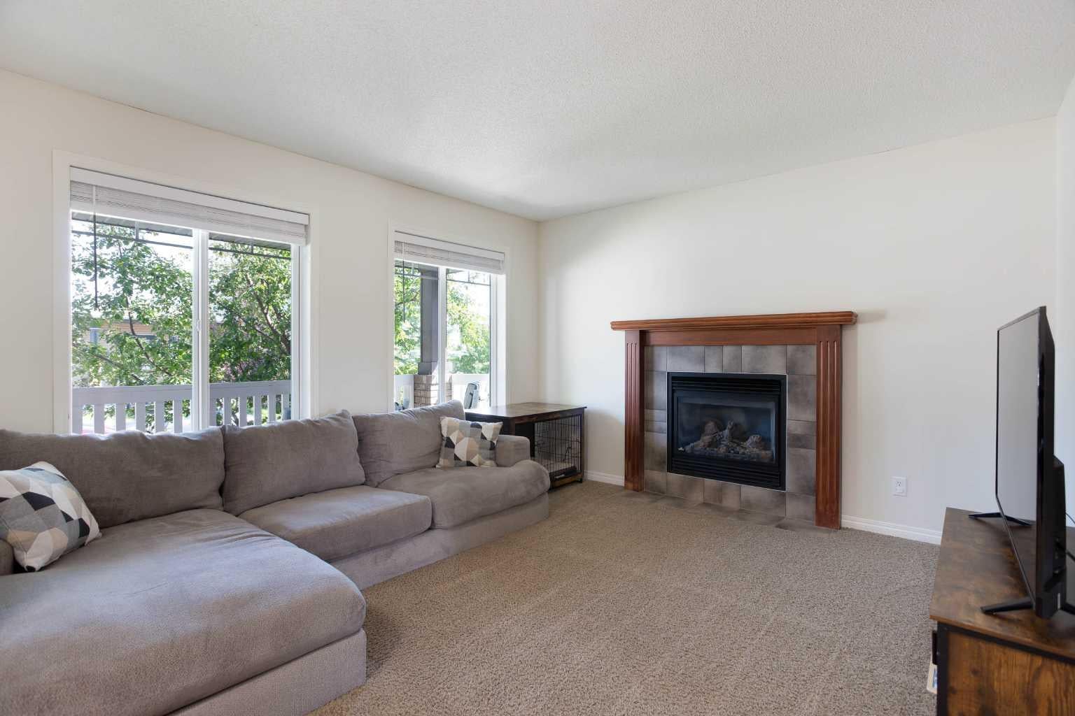 283 Evansdale Way NW