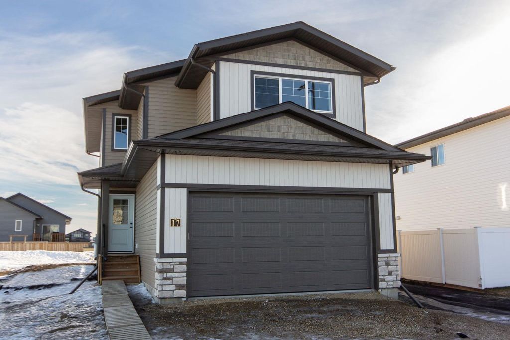 Photo of 17 Trinity Street, Lacombe, AB T4L 0L1 (MLS # A2287771)