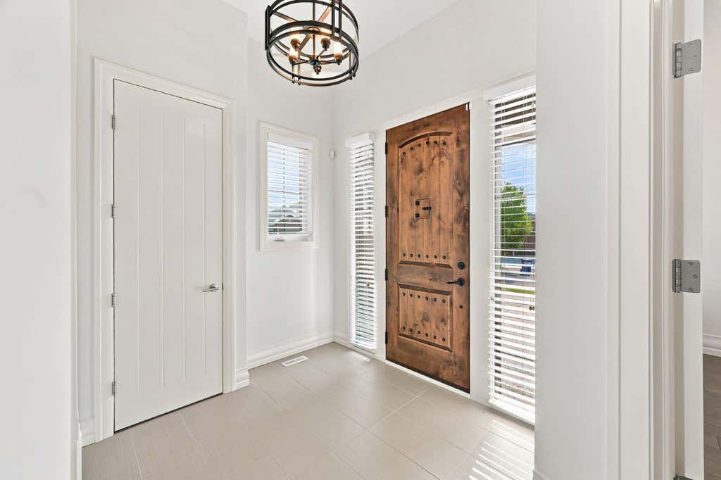 Photo of 117 Spring Water Close, Heritage Pointe, AB T1S 4K5 (MLS # A2339565)