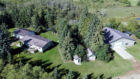 Photo of 430021 Range Road 232, Rural Ponoka County, AB T4J 1R1 (MLS # A2346047)